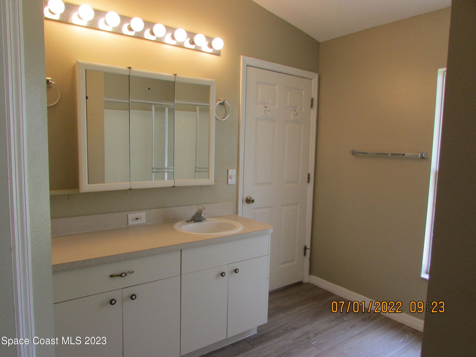 700 Benton Drive , Melbourne, FL 32901 Photo