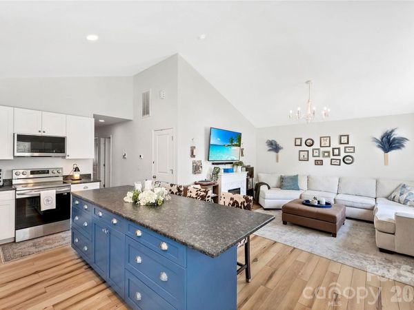 3416 Mable Hubbard Drive, Charlotte, NC 28208