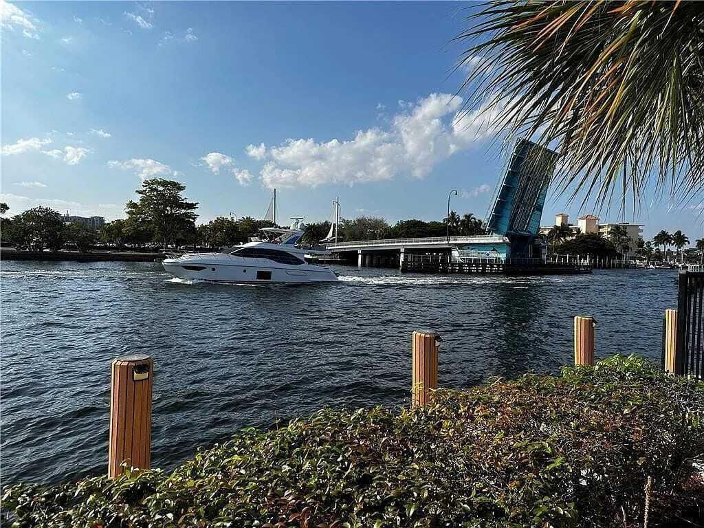 105 S Riverside Drive, Unit 303, Pompano Beach, FL 33062 Photo