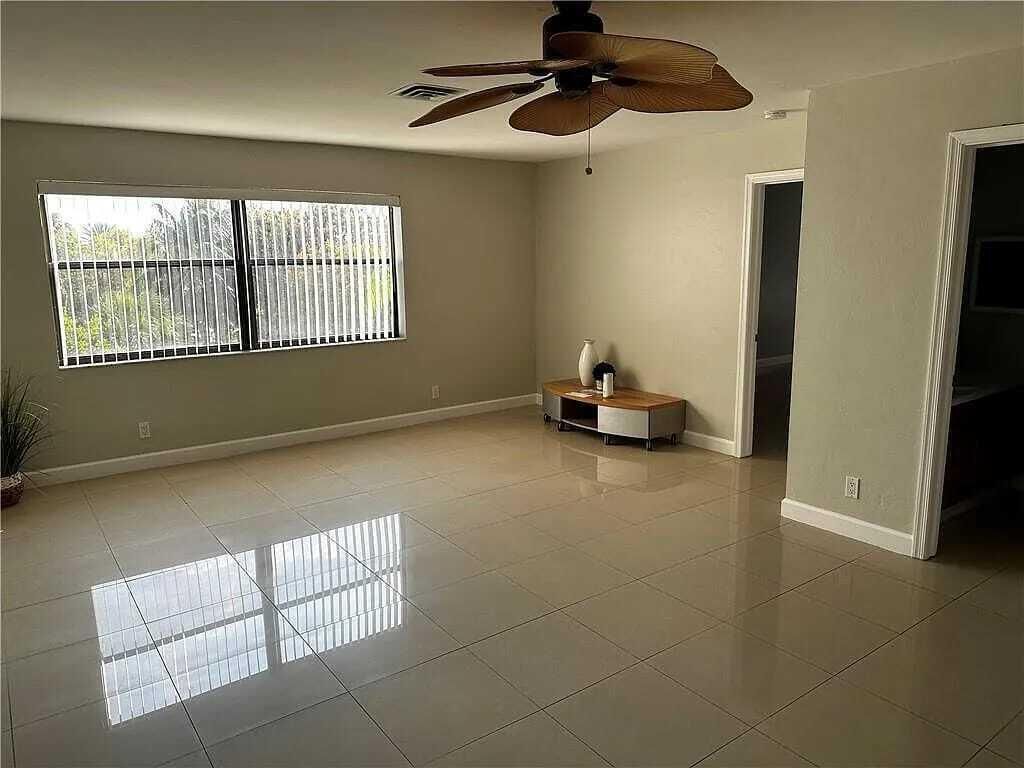 105 S Riverside Drive, Unit 303, Pompano Beach, FL 33062 Photo