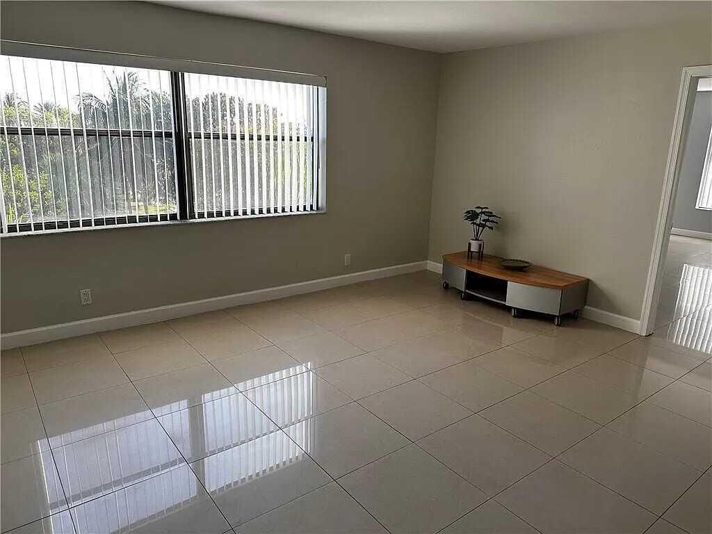 105 S Riverside Drive, Unit 303, Pompano Beach, FL 33062 Photo
