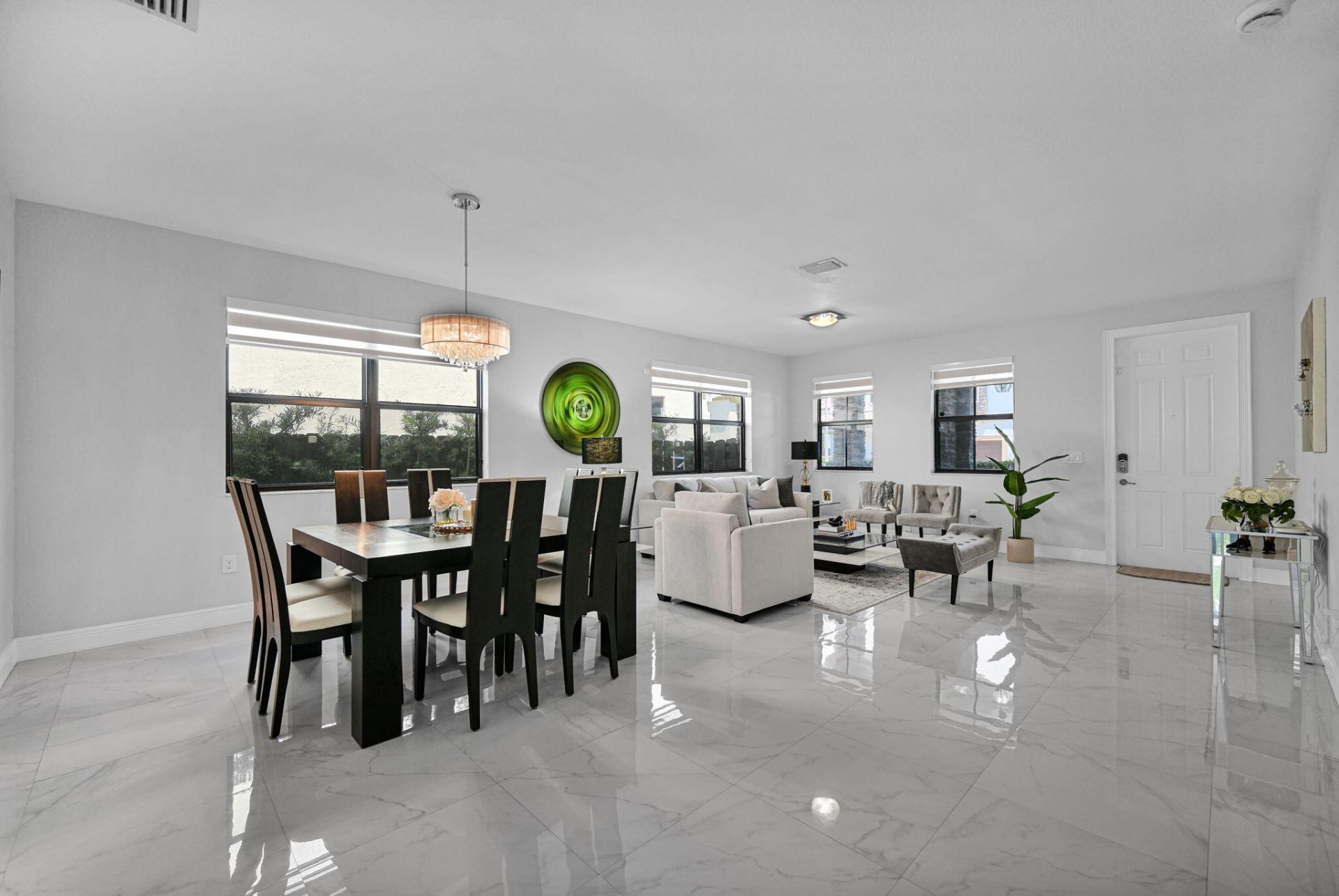 9860 NW 86th Terrace, Doral, FL 33178 Photo