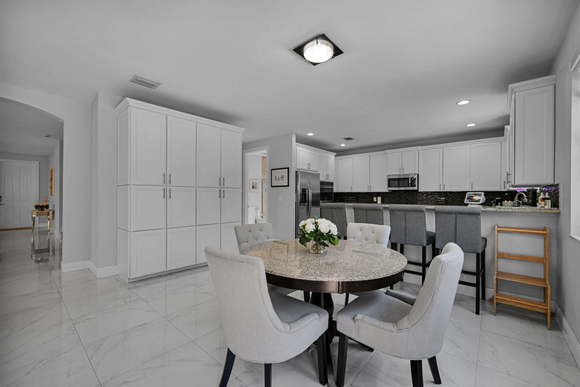 9860 NW 86th Terrace, Doral, FL 33178 Photo