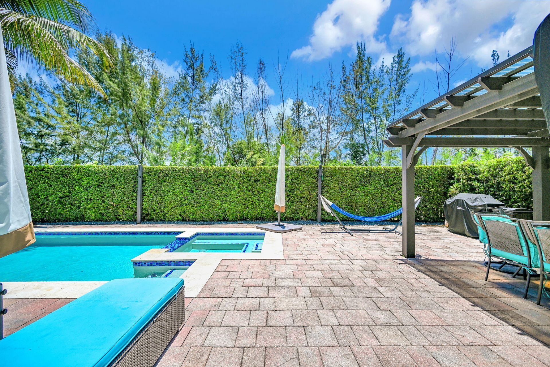 9860 NW 86th Terrace, Doral, FL 33178 Photo