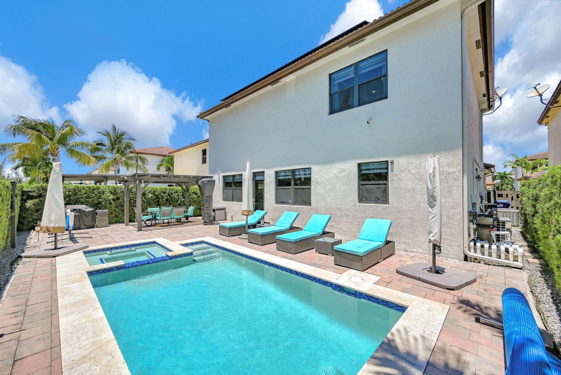 9860 NW 86th Terrace, Doral, FL 33178 Photo