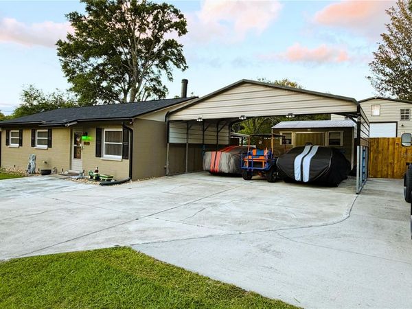18143 NW 251ST TERRACE , HIGH SPRINGS, FL 32643
