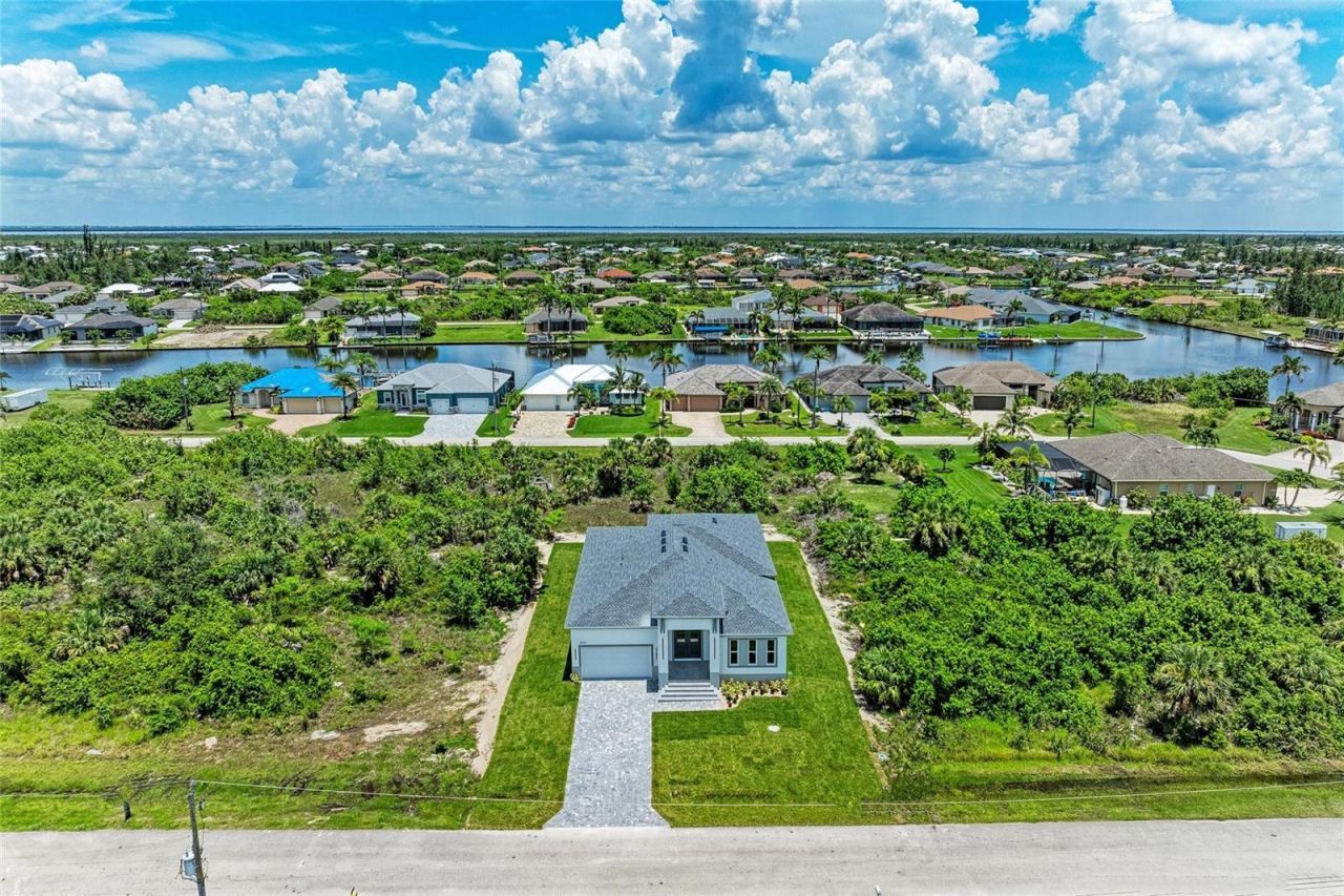 8147 Tracy Circle , Port Charlotte, FL 33981 Photo