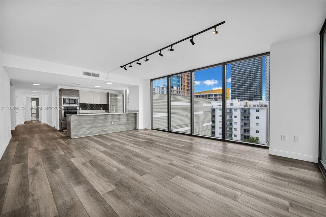460 NE 28th St, Unit 601, Miami, FL 33137 Photo
