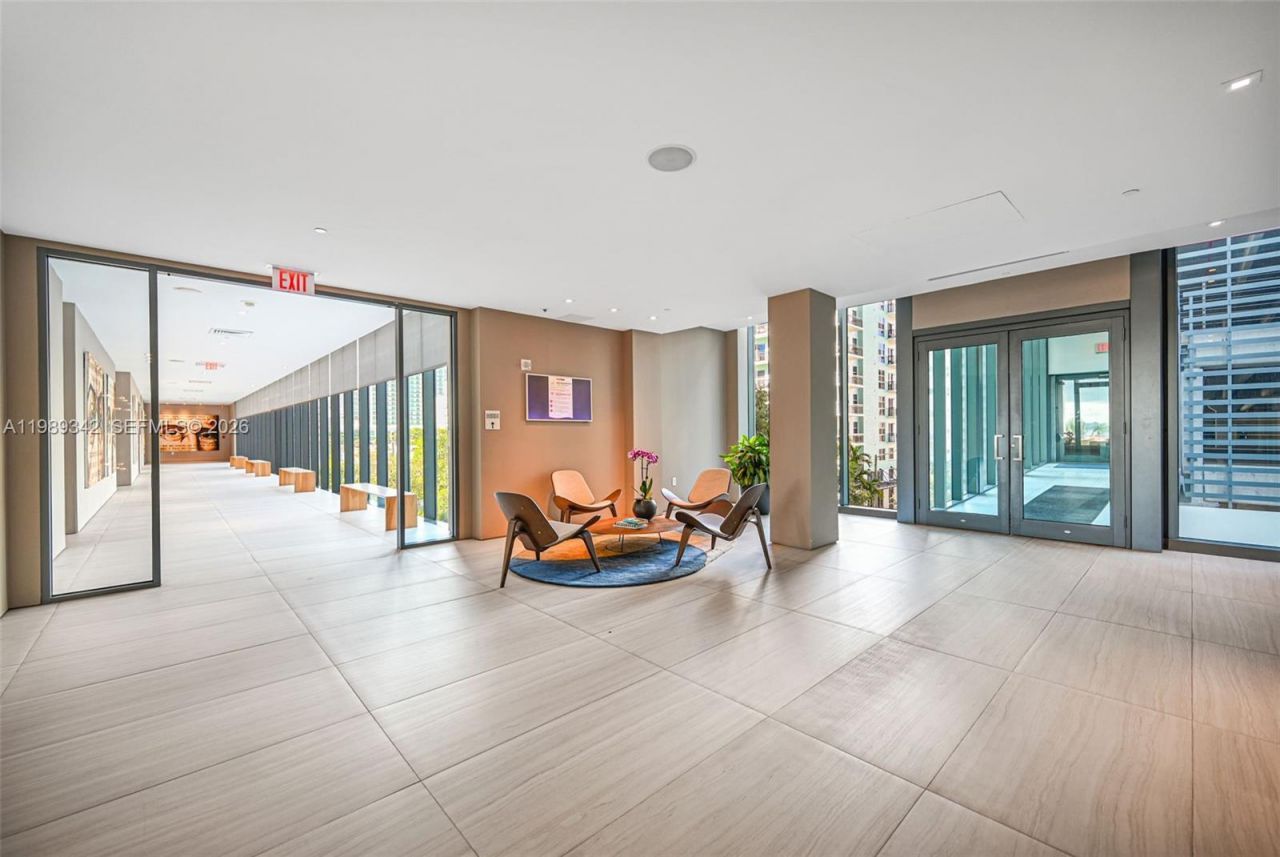 460 NE 28th St, Unit 601, Miami, FL 33137 Photo