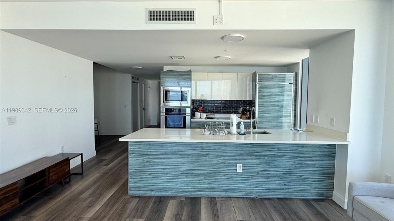 460 NE 28th St , Unit 601, Miami, FL 33137 Photo