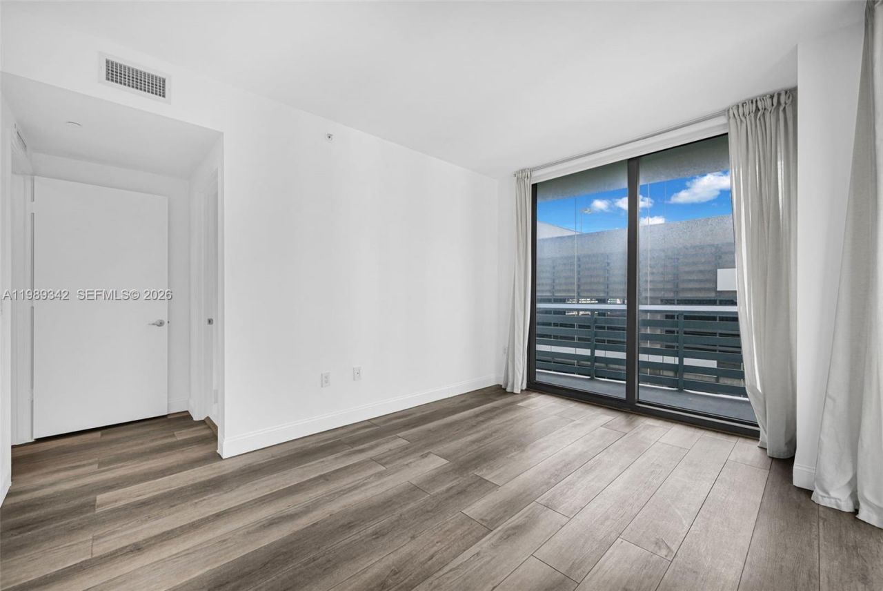 460 NE 28th St, Unit 601, Miami, FL 33137 Photo