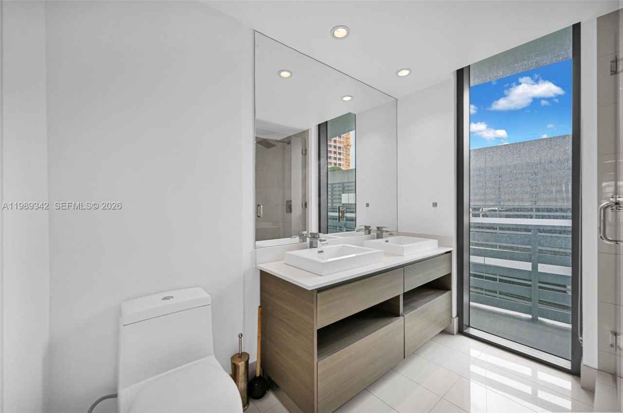 460 NE 28th St, Unit 601, Miami, FL 33137 Photo