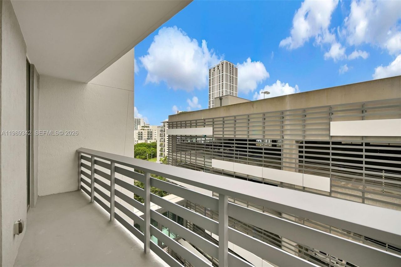 460 NE 28th St, Unit 601, Miami, FL 33137 Photo