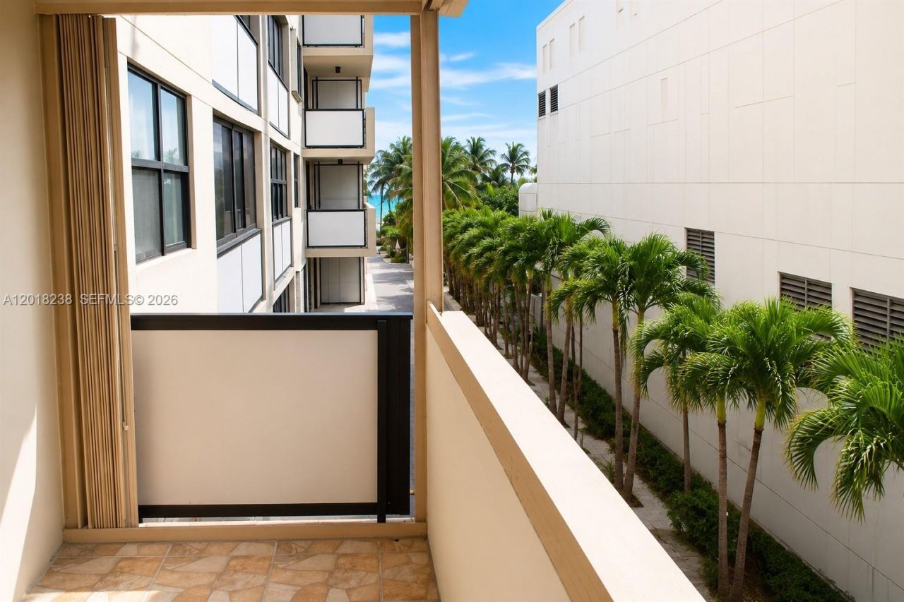 1621 Collins Ave, Unit 310, Miami Beach, FL 33139 Photo