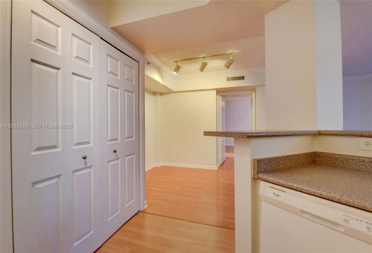 1919 Van Buren St , Unit 311A, Hollywood, FL 33020 Photo