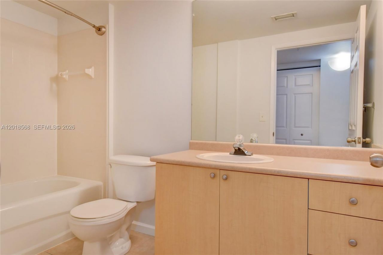 1919 Van Buren St , Unit 311A, Hollywood, FL 33020 Photo