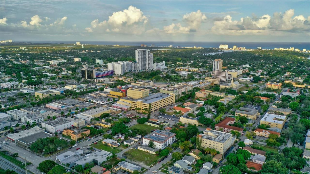 1919 Van Buren St , Unit 311A, Hollywood, FL 33020 Photo