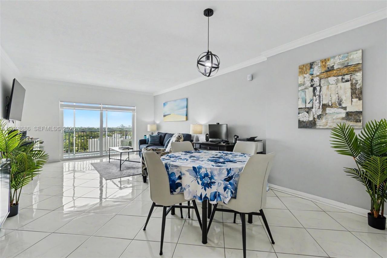 3850 Washington St , Unit 1115, Hollywood, FL 33021 Photo