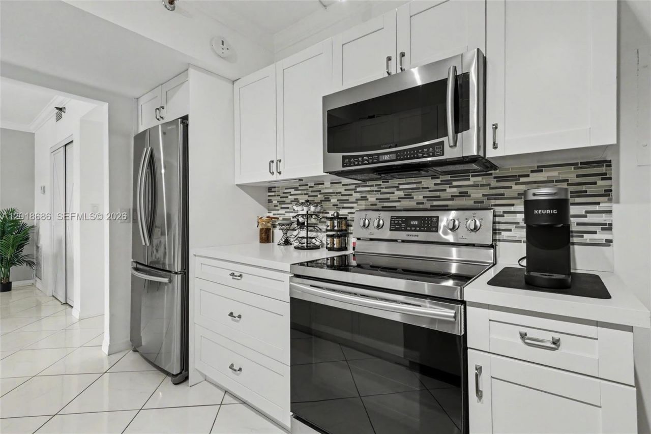 3850 Washington St , Unit 1115, Hollywood, FL 33021 Photo