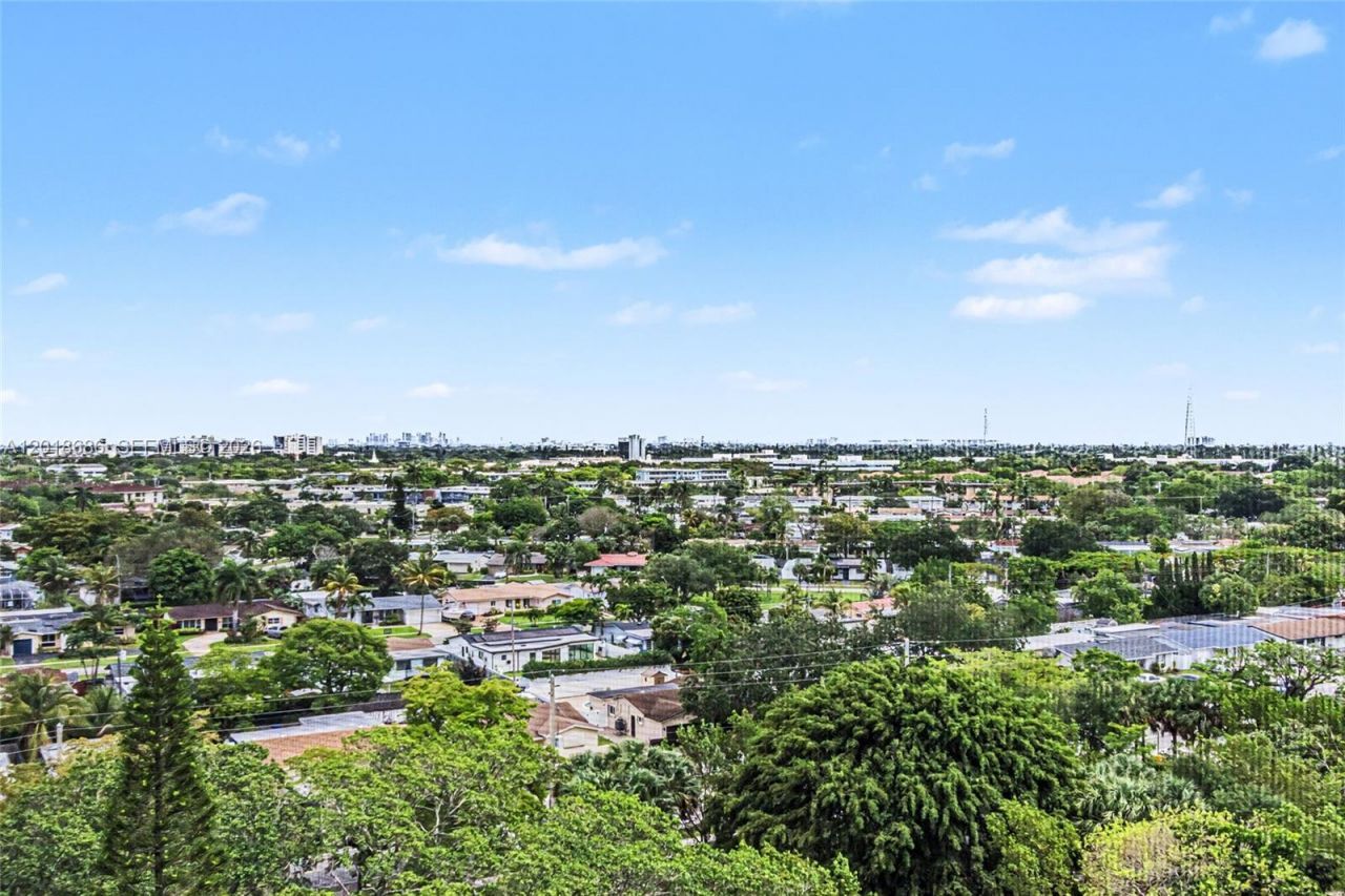 3850 Washington St , Unit 1115, Hollywood, FL 33021 Photo