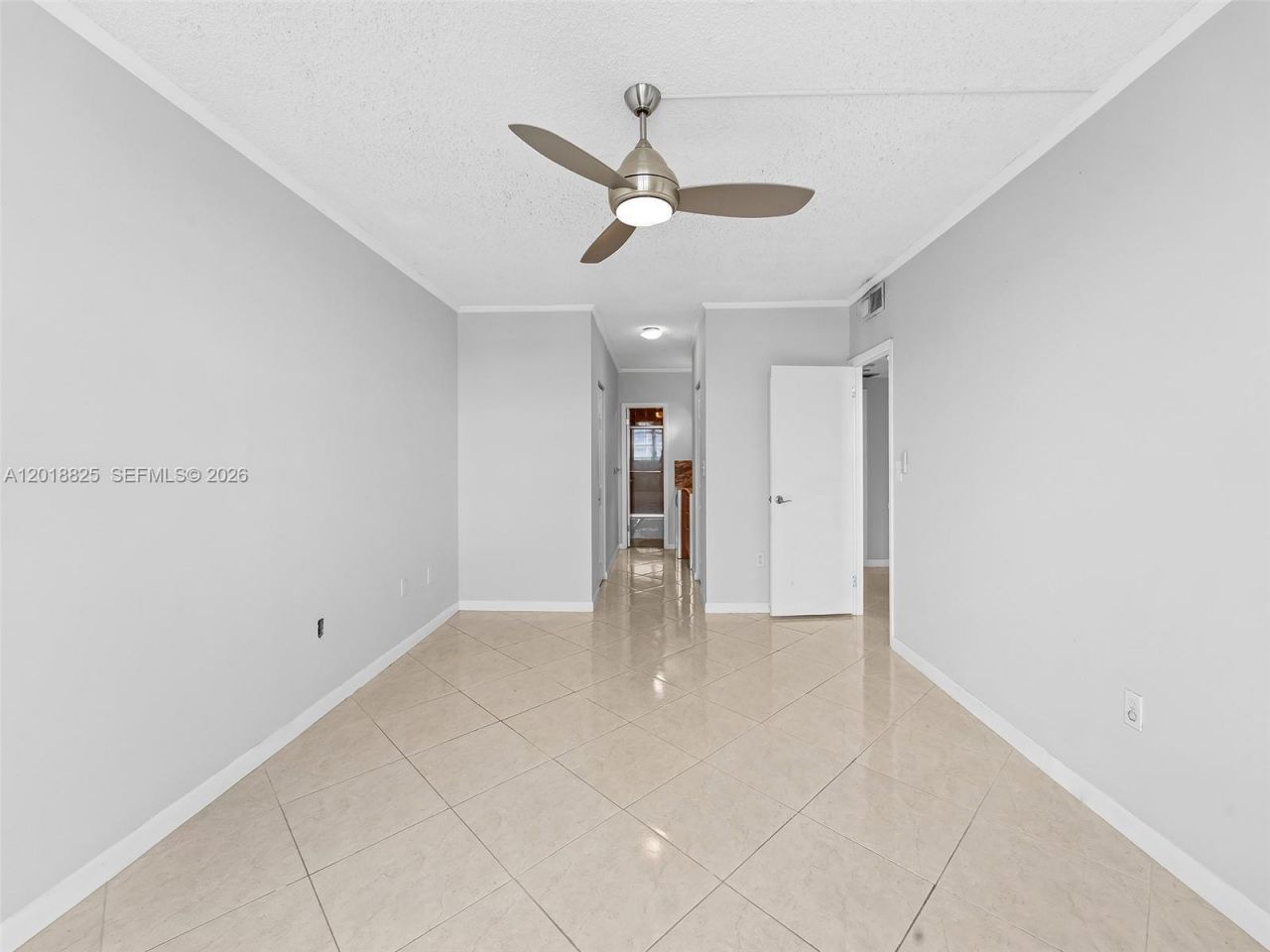 500 Bayview Dr , Unit 1421, Sunny Isles Beach, FL 33160 Photo