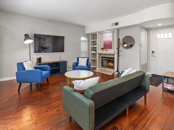 8643 Via Mallorca, Unit D, La Jolla, CA 92037