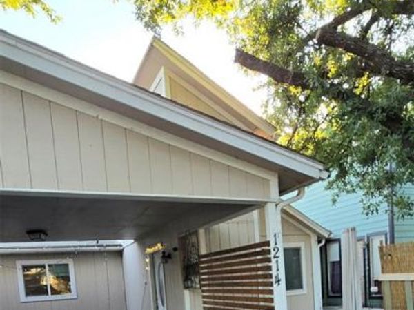 1214 Elm Court , Runaway Bay, TX 76426