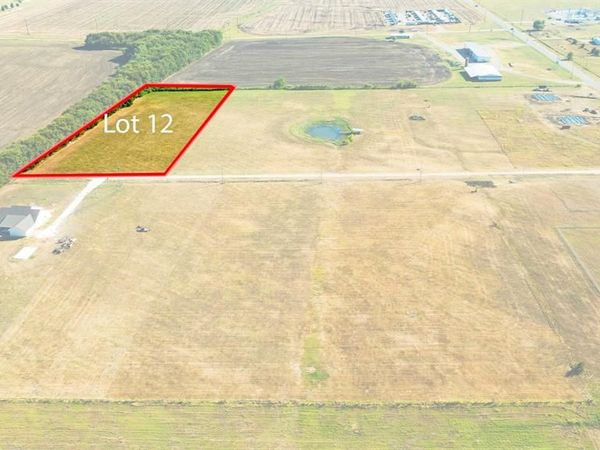 166 Private Rd 14025, Blossom, TX 75416