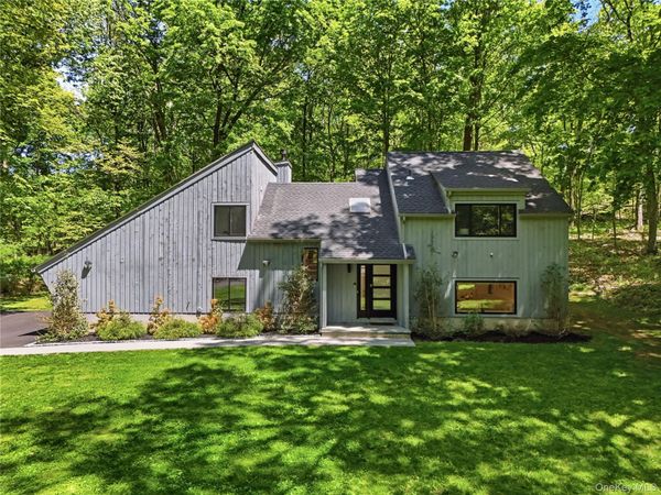 61 Cliffside Lane , Mount Kisco, NY 10549