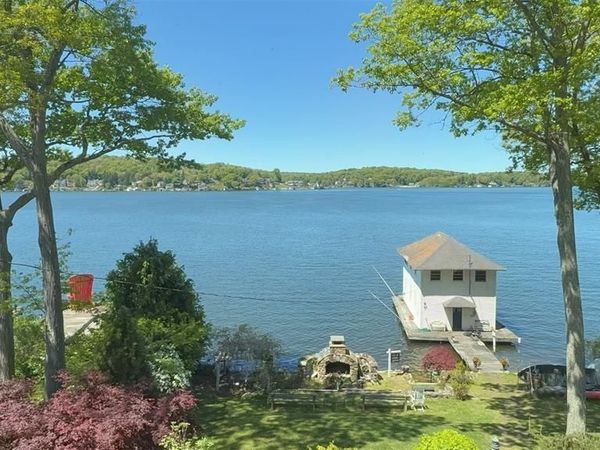 501 Windemere Avenue, Mount Arlington Boro, NJ 07856