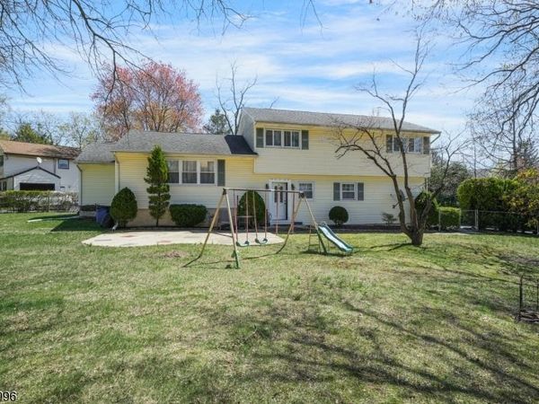 292 Summerhill Rd, East Brunswick, NJ 08816