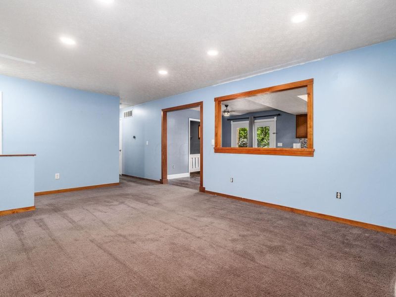 2094 Radnor Avenue, Columbus, OH 43224 Photo 21