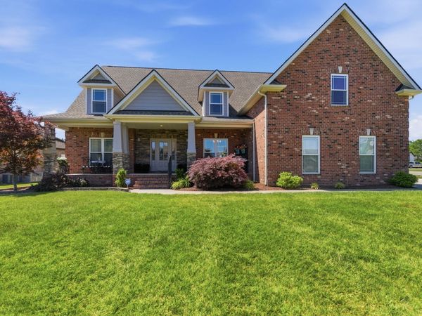 3131 Robinwood Dr, Murfreesboro, TN 37128