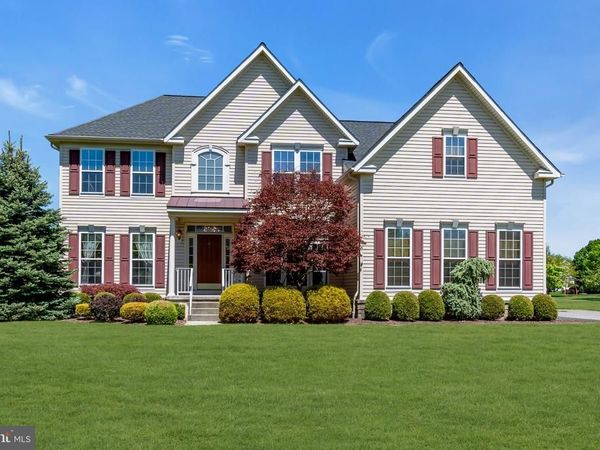 24 HICKORY WAY, ROBBINSVILLE, NJ 08691