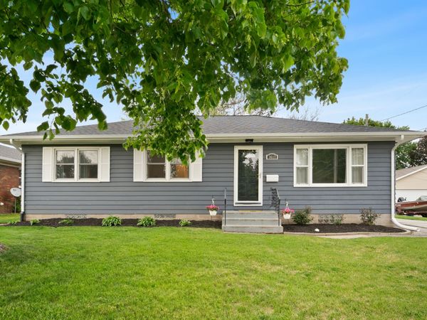 3617 Wilkes Avenue , Davenport, IA 52806
