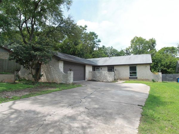 6606 Betty Cook DR, Austin, TX 78723