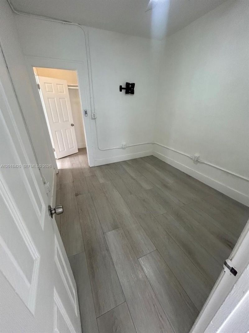 967 SW 5th St, Unit 14, Miami, FL 33130 Photo