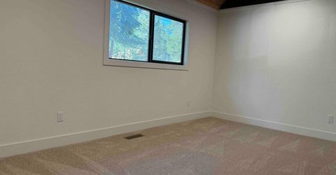 3406 Warr Road, South Lake Tahoe, CA 96150 Photo
