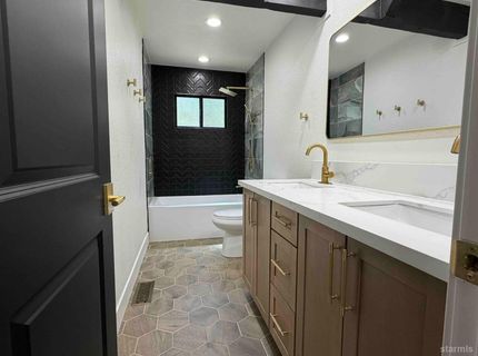3406 Warr Road, South Lake Tahoe, CA 96150 Photo