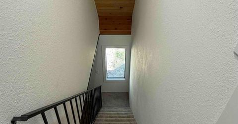 3406 Warr Road, South Lake Tahoe, CA 96150 Photo