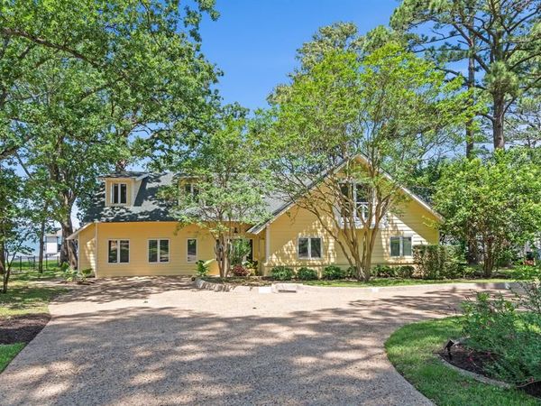 158 Enchanted Drive, Enchanted Oaks, TX 75156