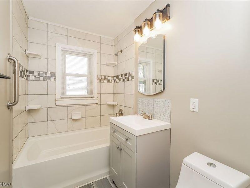 2910 Elmwood Street, Cuyahoga Falls, OH 44221 Photo 16