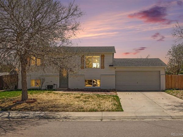 2988 S Hannibal Street , Aurora, CO 80013