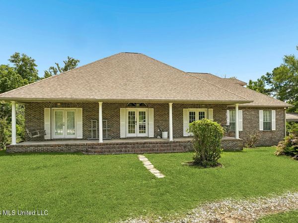 825 Liberty Road, Picayune, MS 39466