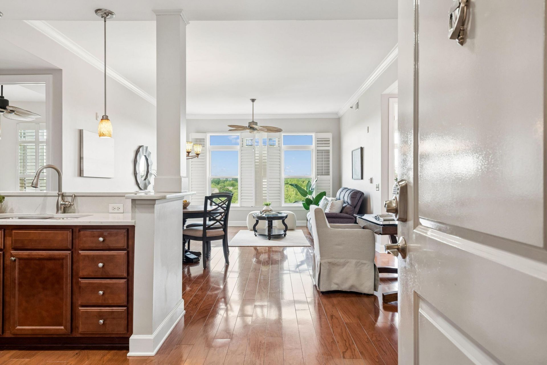 135 Pier View Street Photo 4