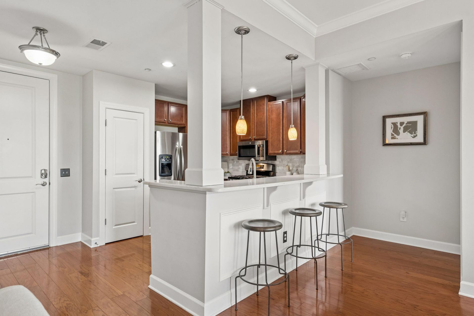 135 Pier View Street Photo 9