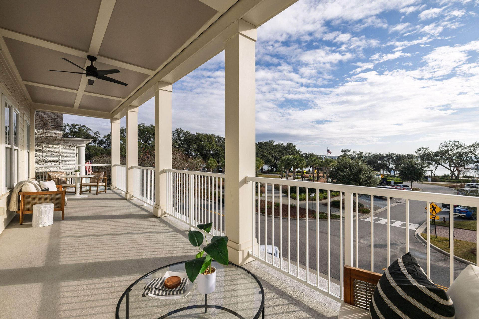 301 Longshore Street Photo 3