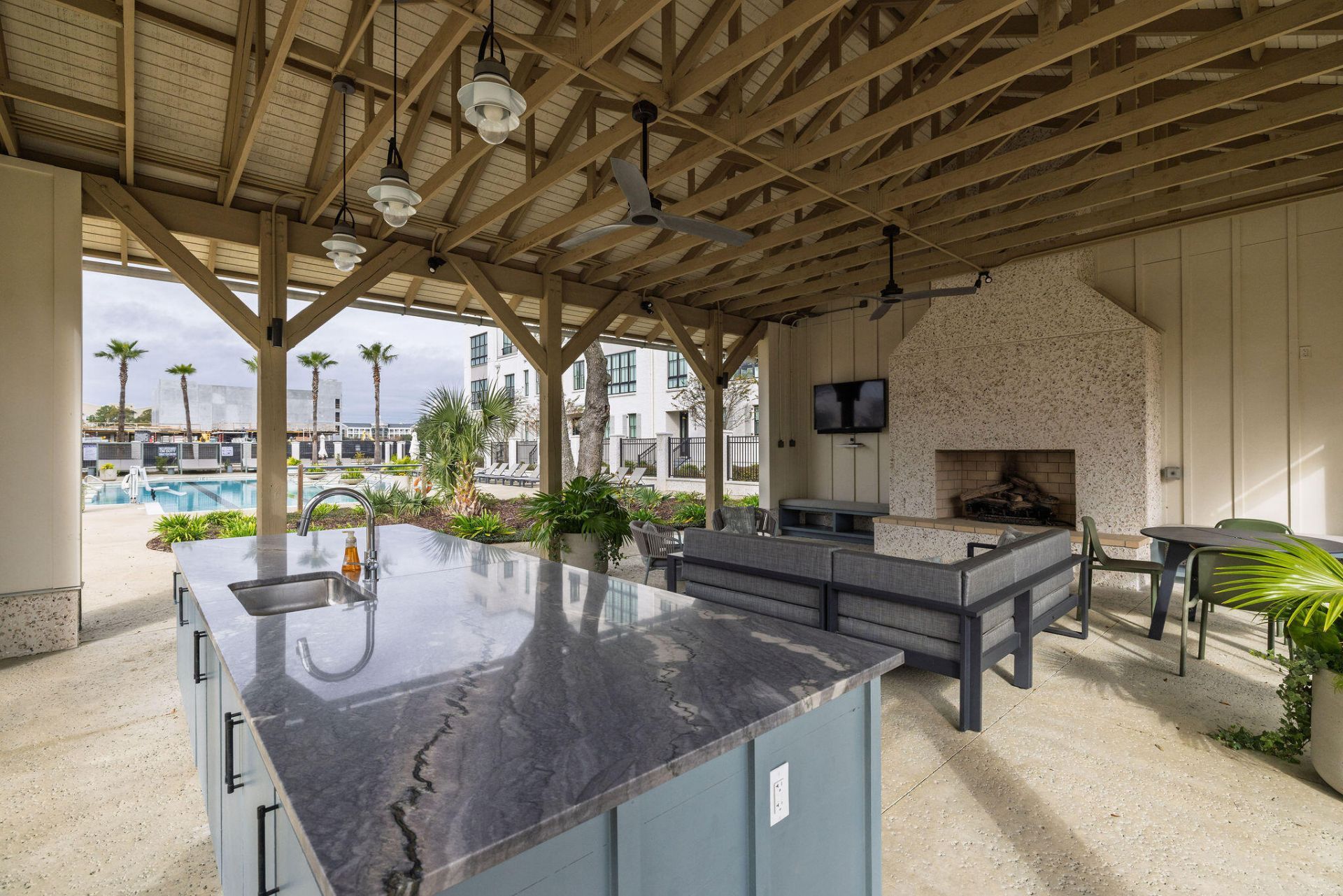 301 Longshore Street Photo 46