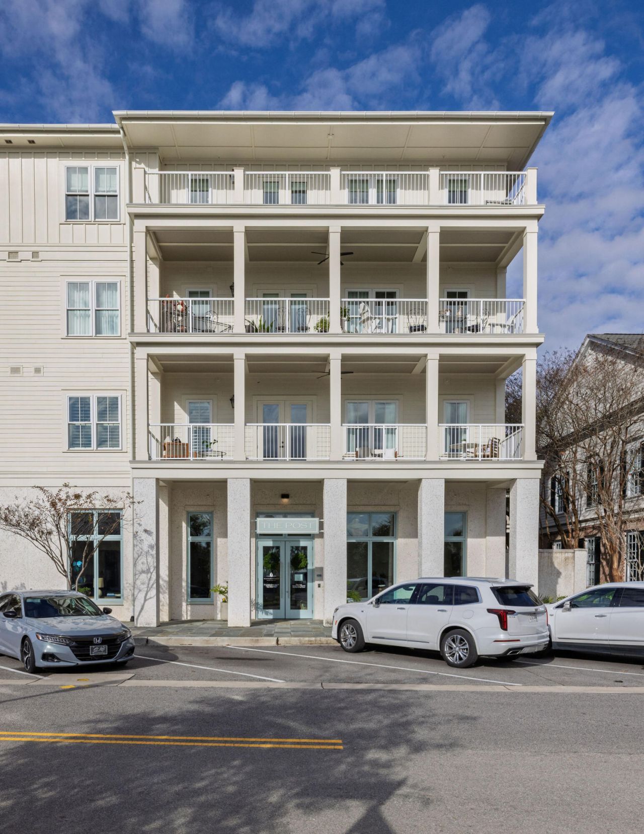301 Longshore Street Photo 6