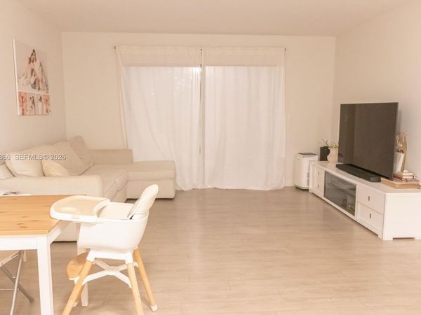 2200 S Cypress Bend Dr , Unit 204, Pompano Beach, FL 33069